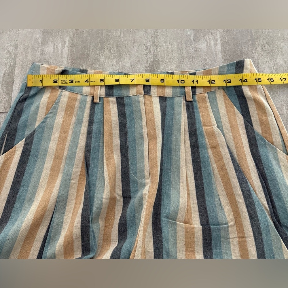 NWT! Knot Sisters Stripe Short - Picture 7 of 8